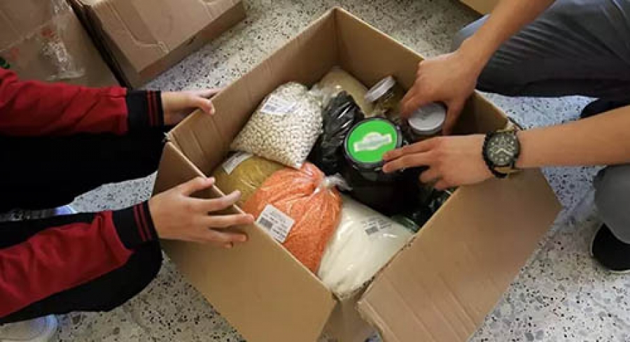 Dar gelirli ailelere 60 ay boyunca düzenli gıda kolisi yardımı