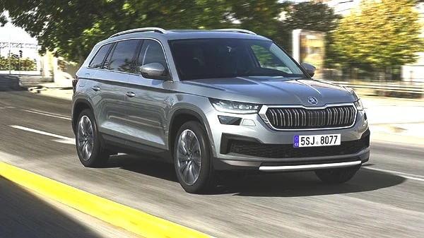 Skoda Ağustos 2025 Fiyatları Açıklandı: Elektrikli ve Hibrit Modellerle Dikkat Çekiyor